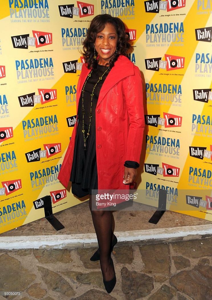 Dawnn Lewis