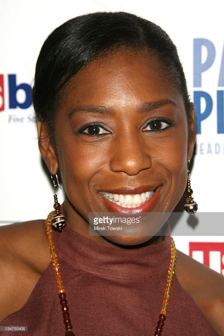 Dawnn Lewis