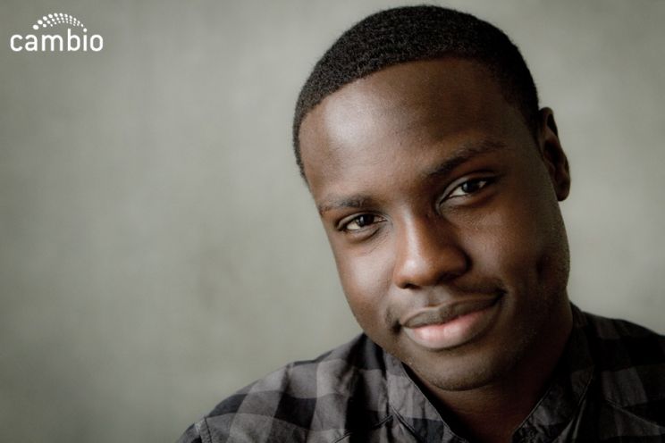 Dayo Okeniyi