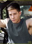 Dean Geyer