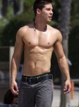 Dean Geyer