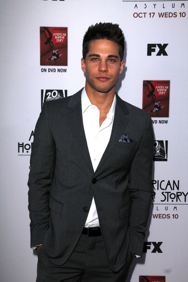 Dean Geyer