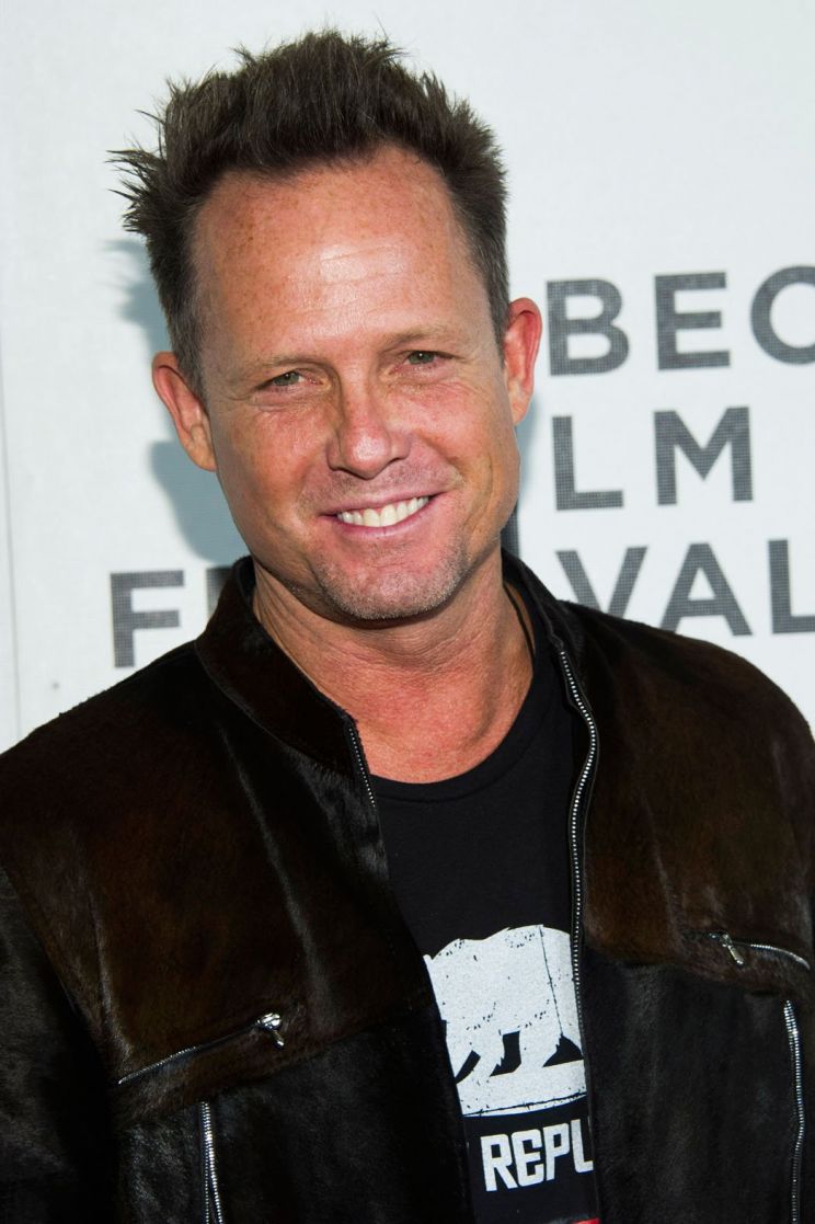 Dean Winters