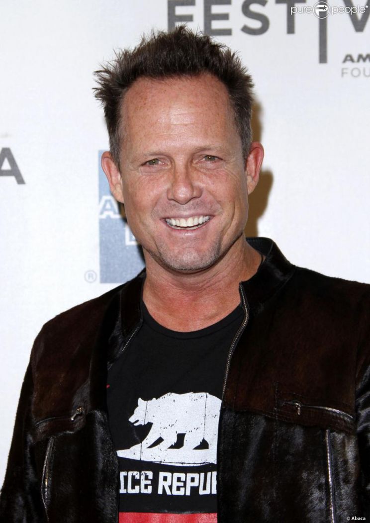 Dean Winters