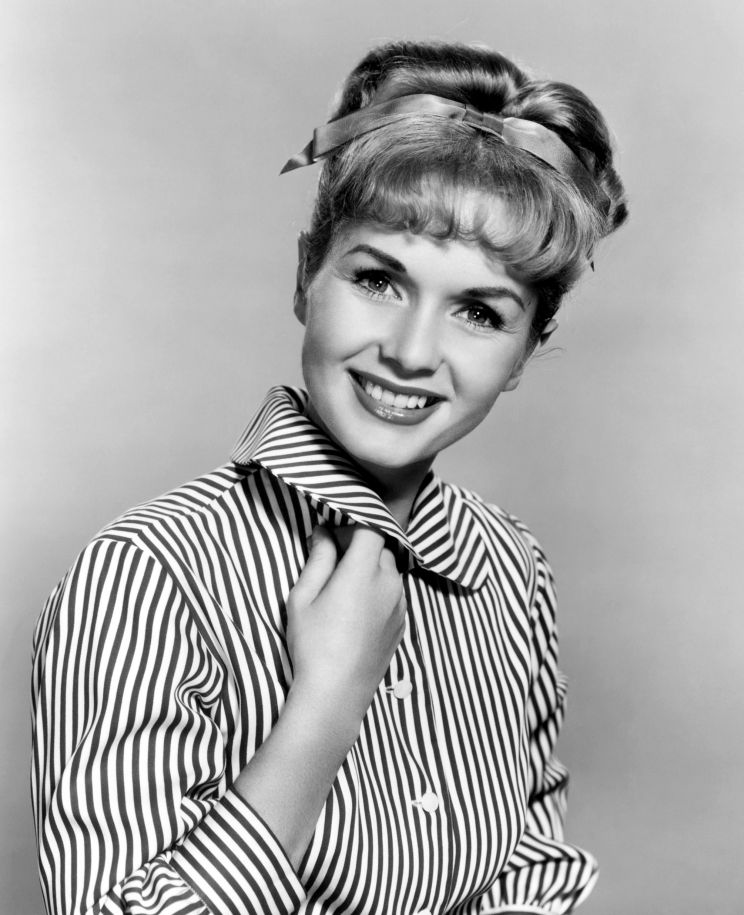 Debbie Reynolds Wall Of Celebrities