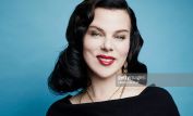 Debi Mazar