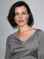 Debi Mazar