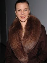 Debi Mazar