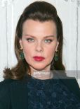 Debi Mazar