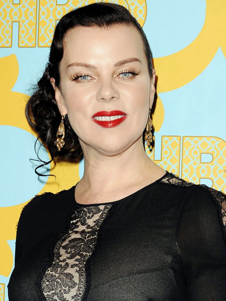 Debi Mazar