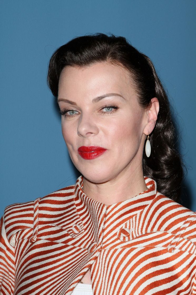 Debi Mazar