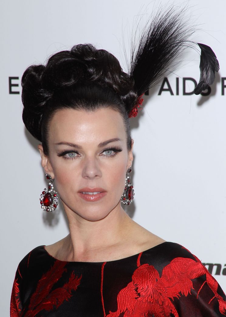 Debi Mazar