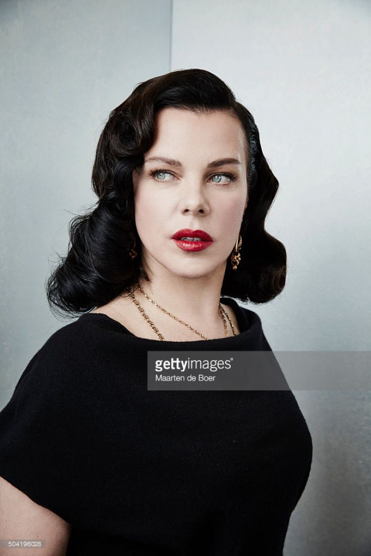 Debi Mazar