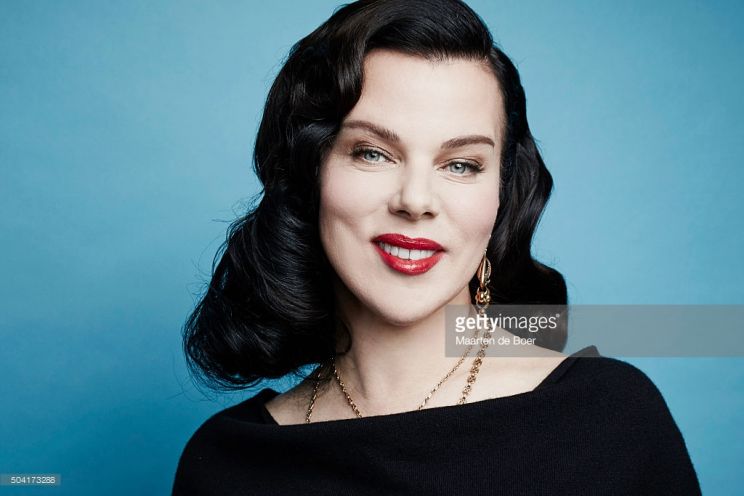 Debi Mazar