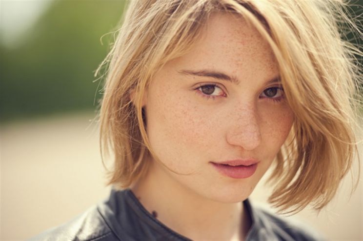Déborah François