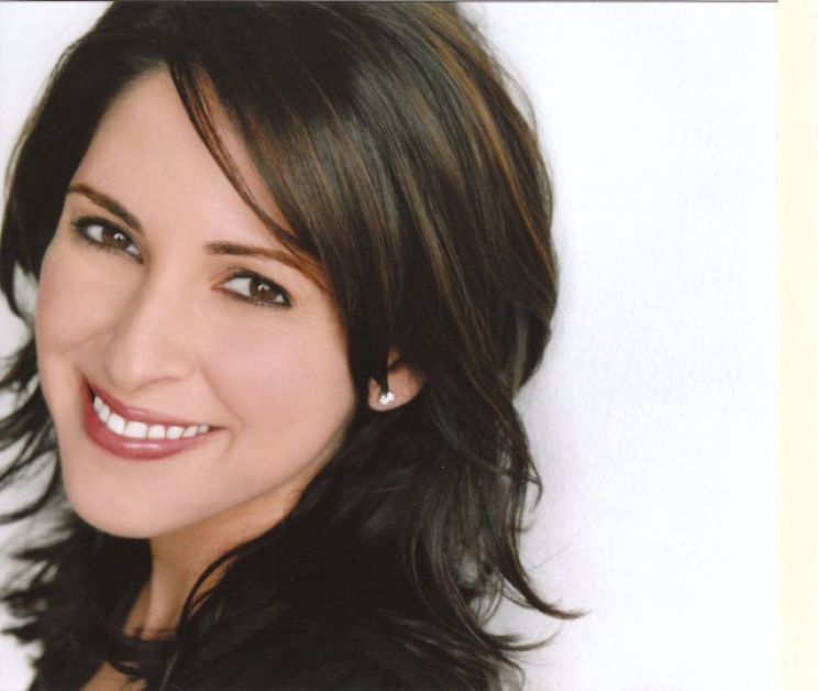 Debra Azar