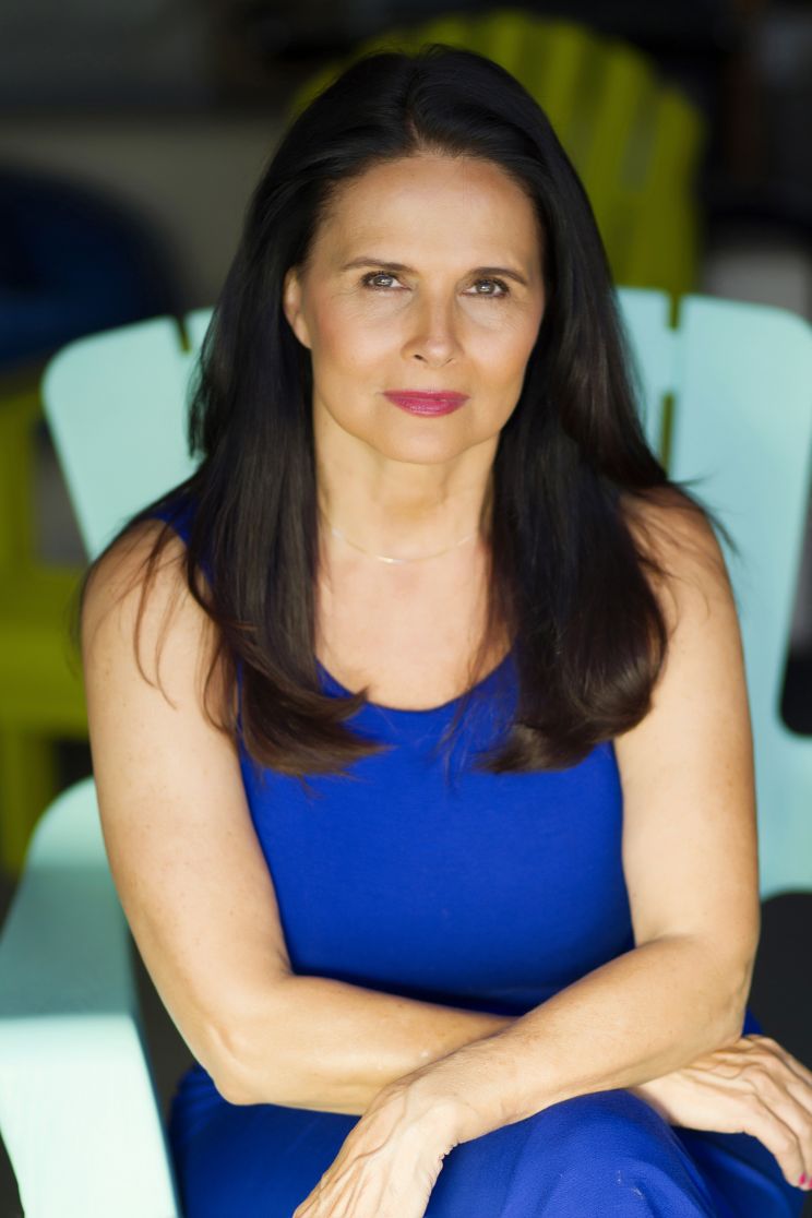 Debra Garrett