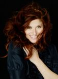 Debra Messing