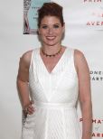 Debra Messing