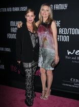 Dedee Pfeiffer photo