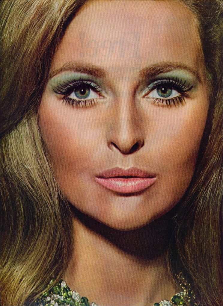 Dee Hartford