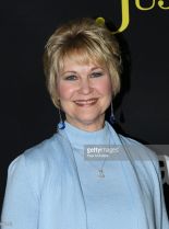 Dee Wallace