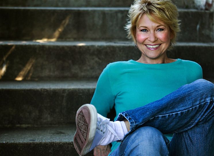 Dee Wallace