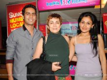 Deepa Sahi #3073226 picture (Landscape Medium)