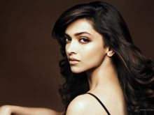 Deepika Padukone photo