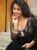 Deepthi photo