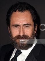 Demián Bichir