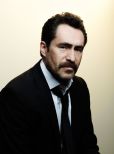 Demián Bichir