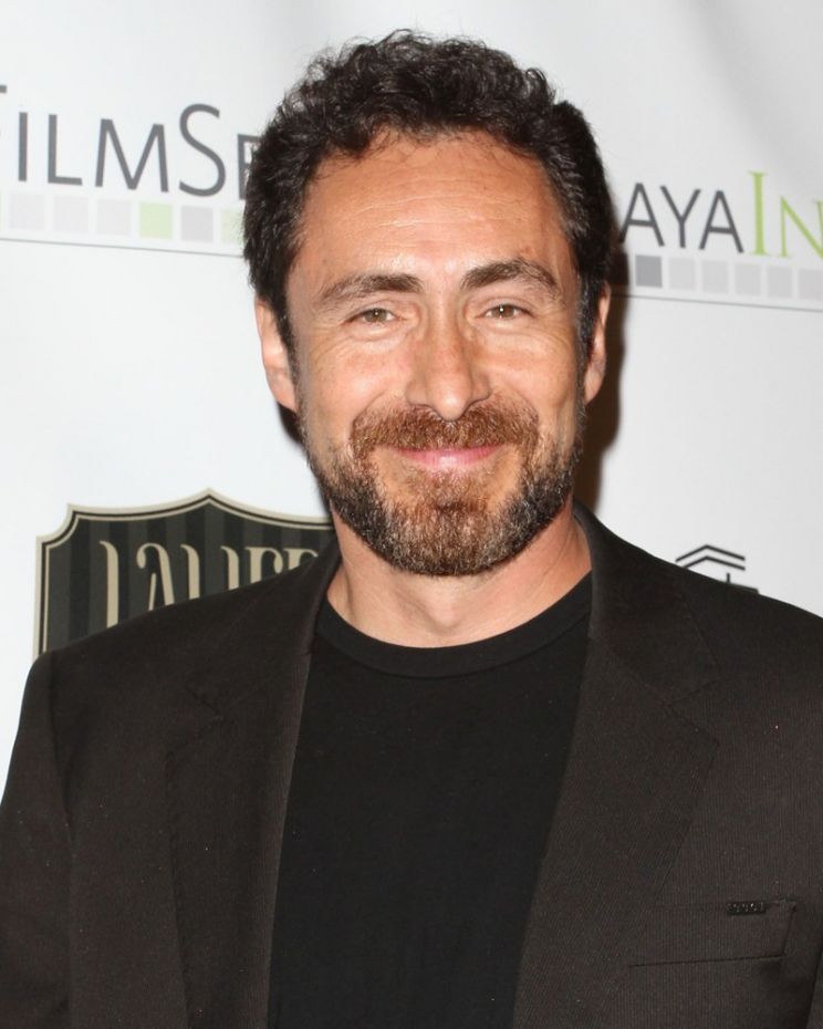 Demián Bichir