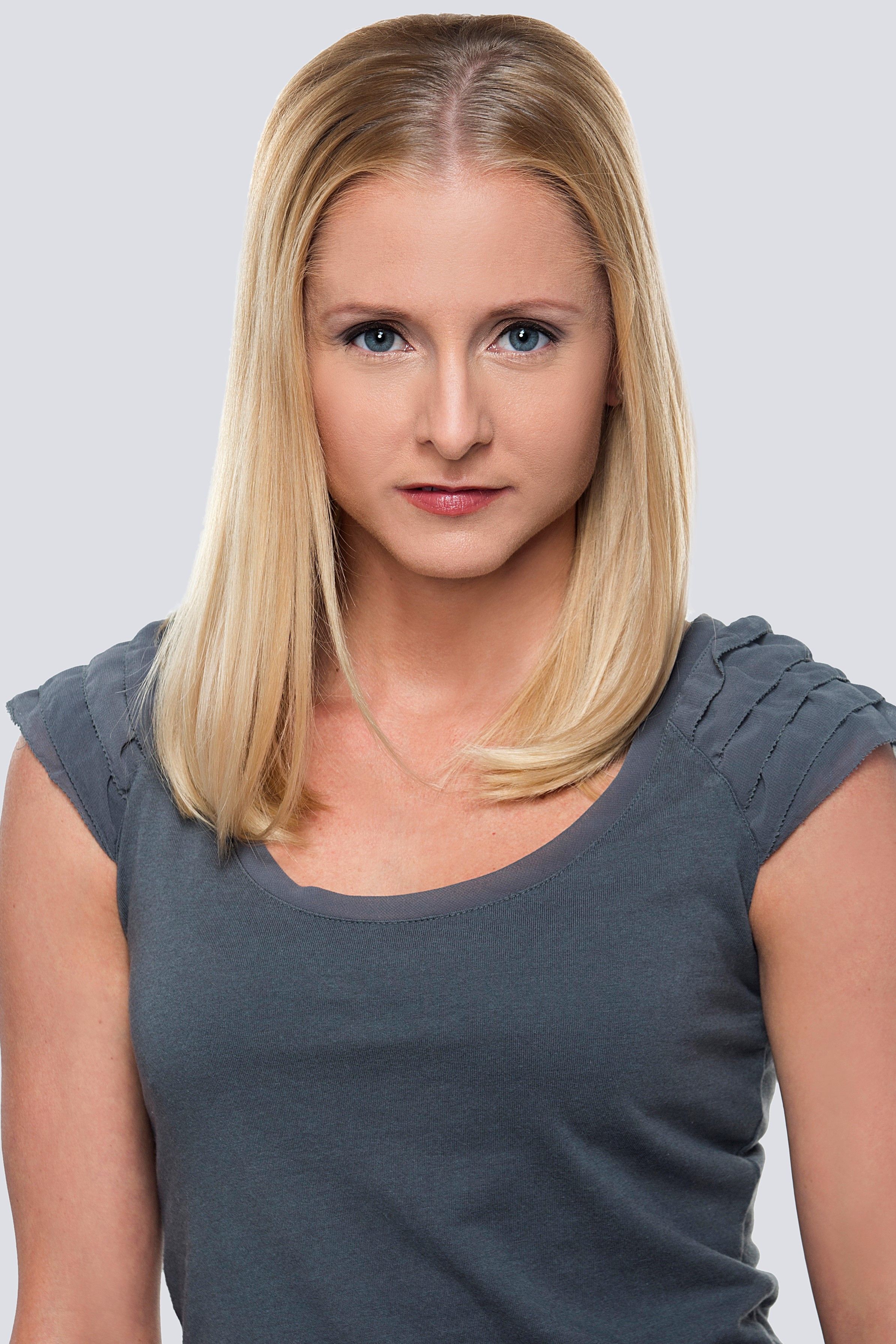 Dena Kollar's Biography. 