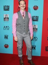 Denis O'Hare #290059 picture (Portrait Medium)