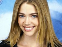 Denise Richards photo
