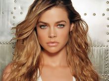 Denise Richards