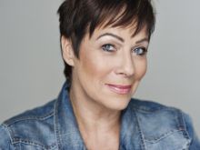 Denise Welch