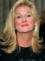 Dennie Gordon