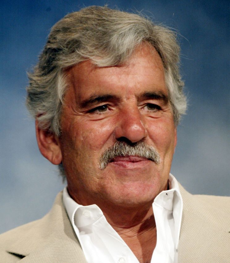 Dennis Farina