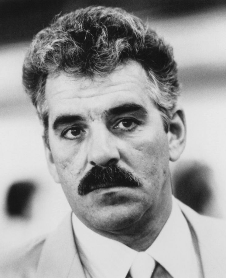 Dennis Farina