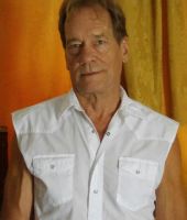 Dennis Hayden