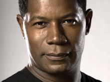 Dennis Haysbert