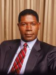 Dennis Haysbert