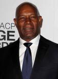 Dennis Haysbert