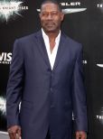 Dennis Haysbert