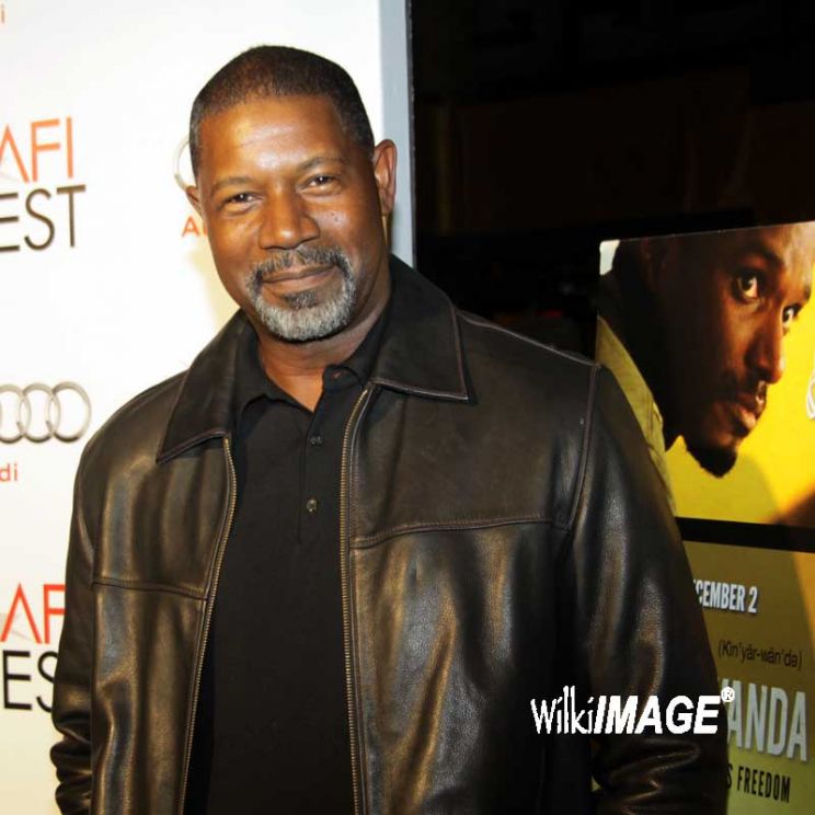 Dennis Haysbert