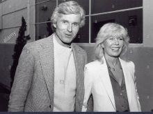 Dennis Holahan