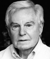 Derek Jacobi