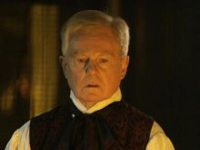 Derek Jacobi